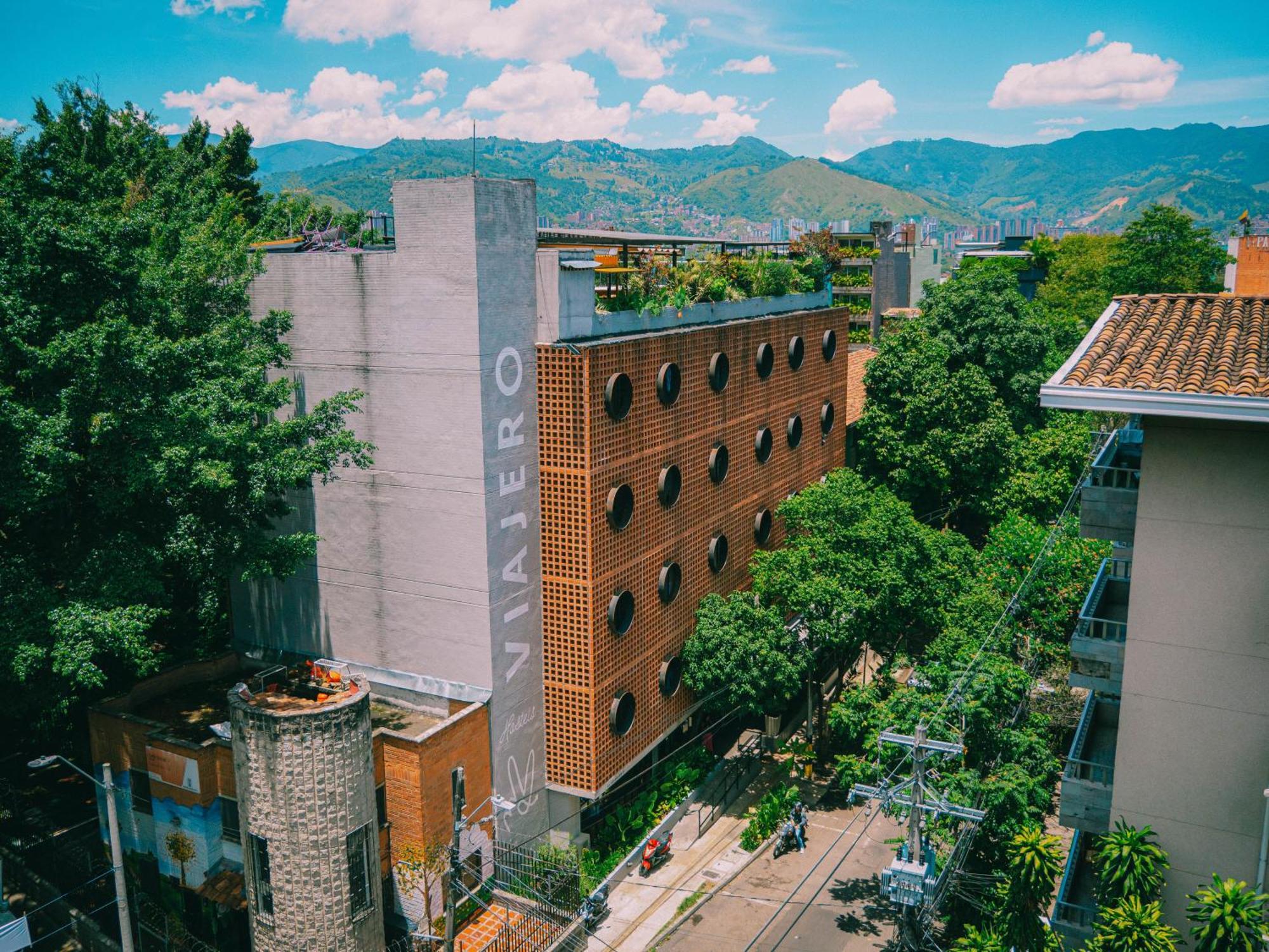 Viajero Medellin Hostel Exterior photo